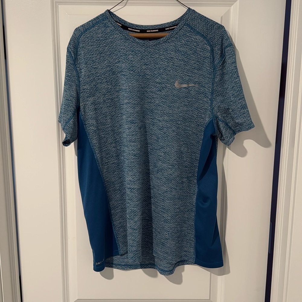 Nike Running T-Shirt (XL)